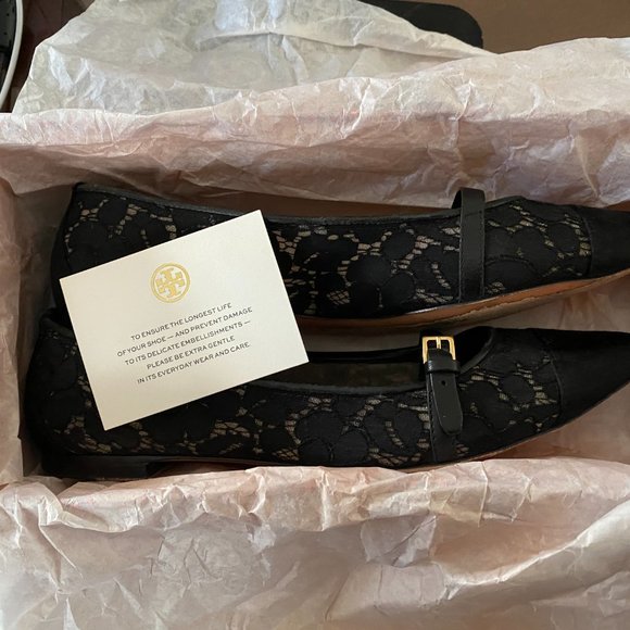 TORY BURCH black lace SUTTON ballet flats 9 - Picture 2 of 6
